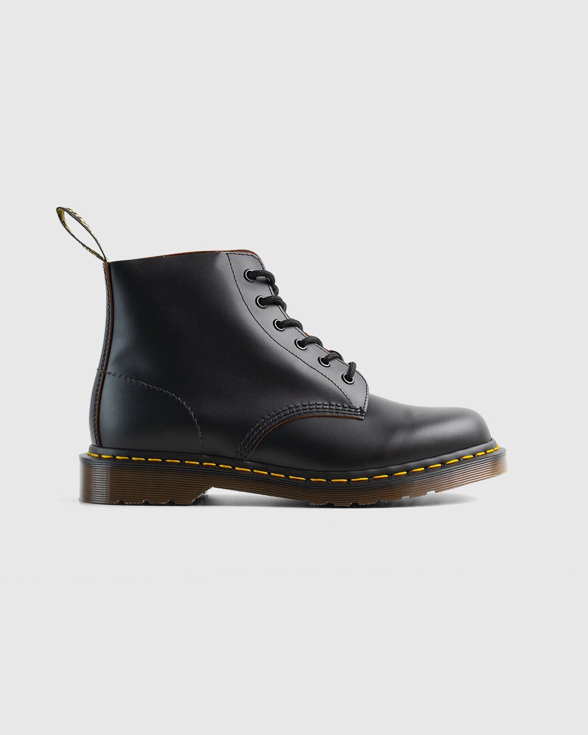 Dr. Martens – Vintage  Black Quilon