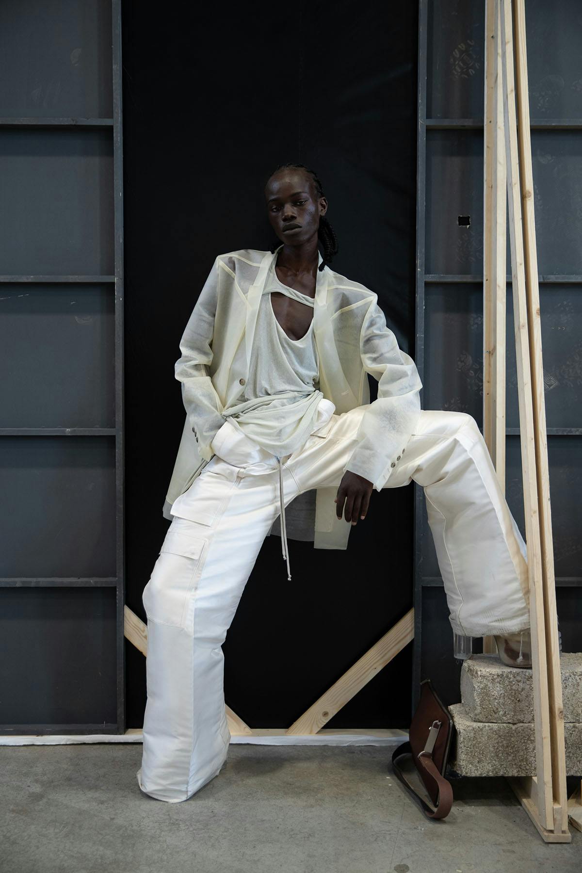 rick-owens-ss23-collection-menswear-tank-top-12
