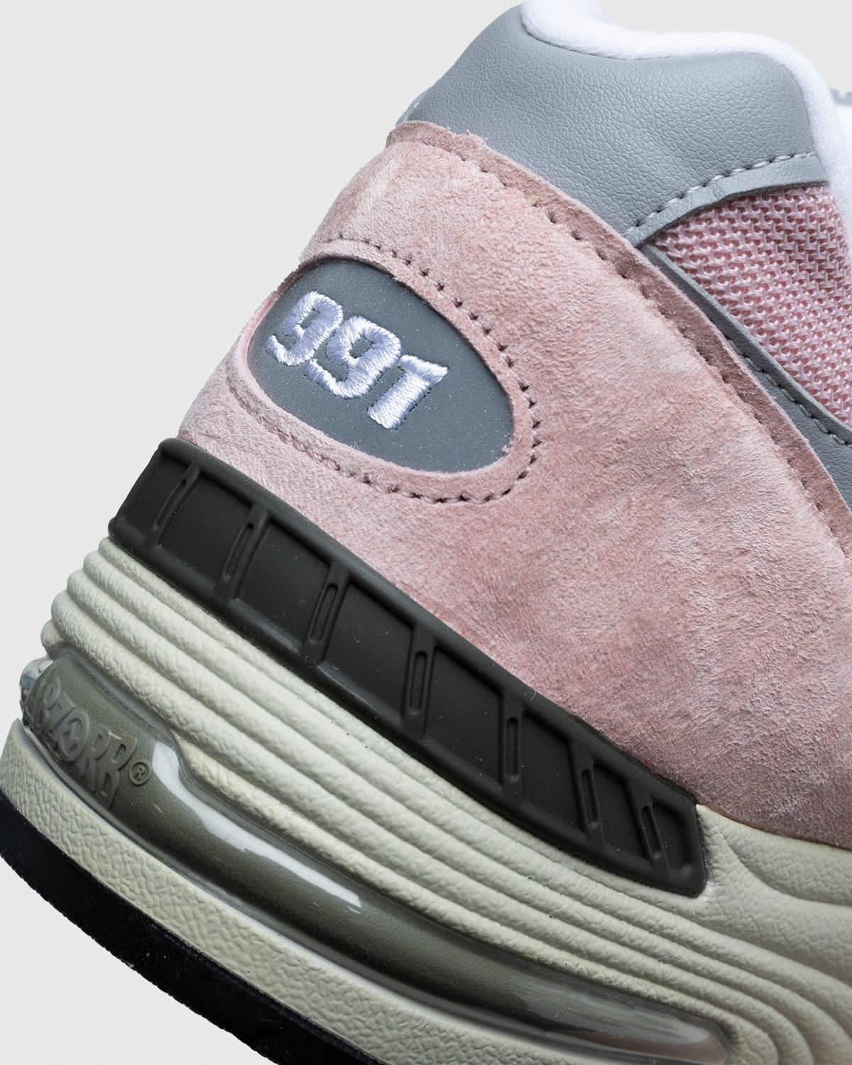 New Balance – M991PNK Pink - Sneakers - Pink - Image 6