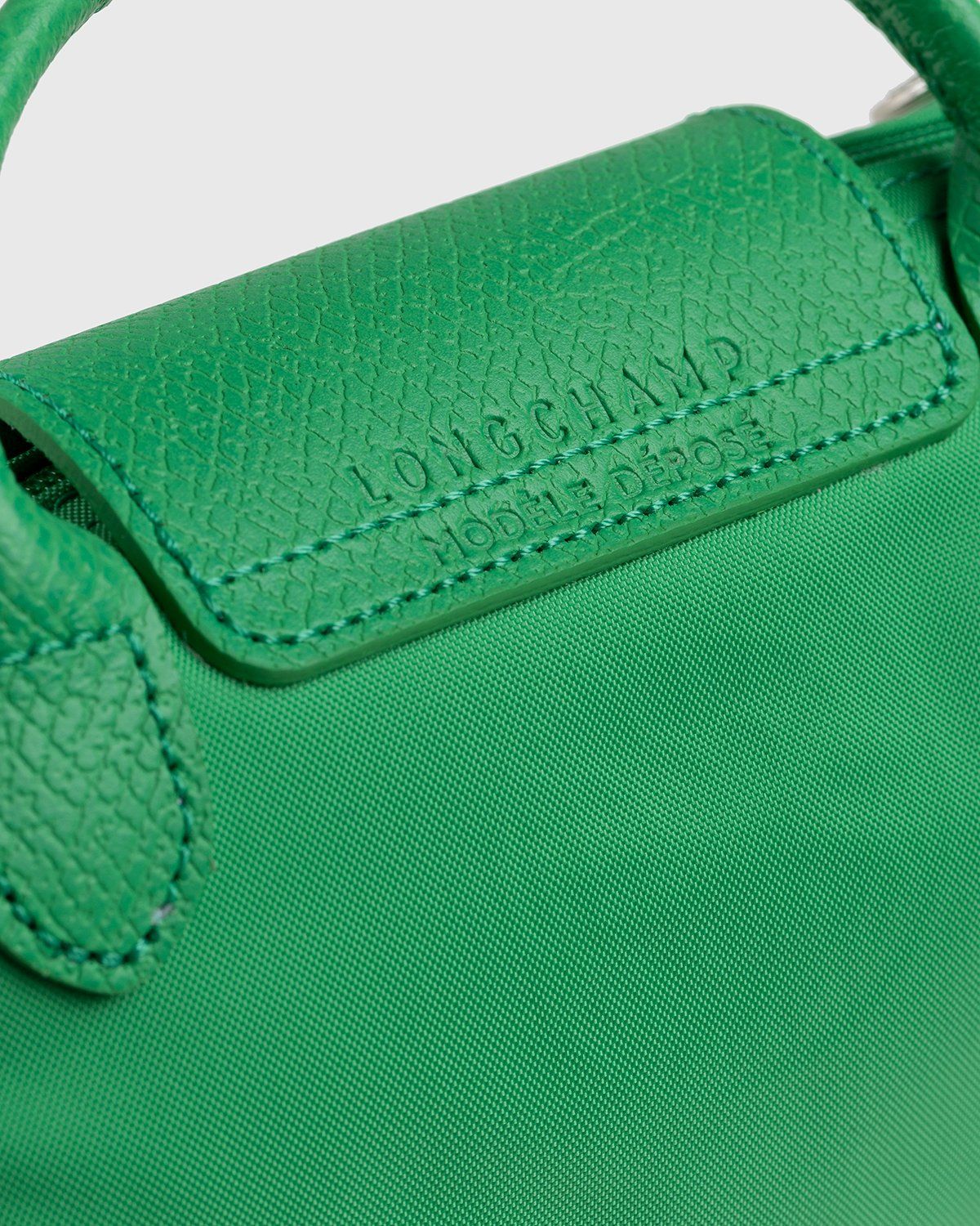 Longchamp x André Saraiva – Le Pliage André Pouch Green - Clutches - Green - Image 4