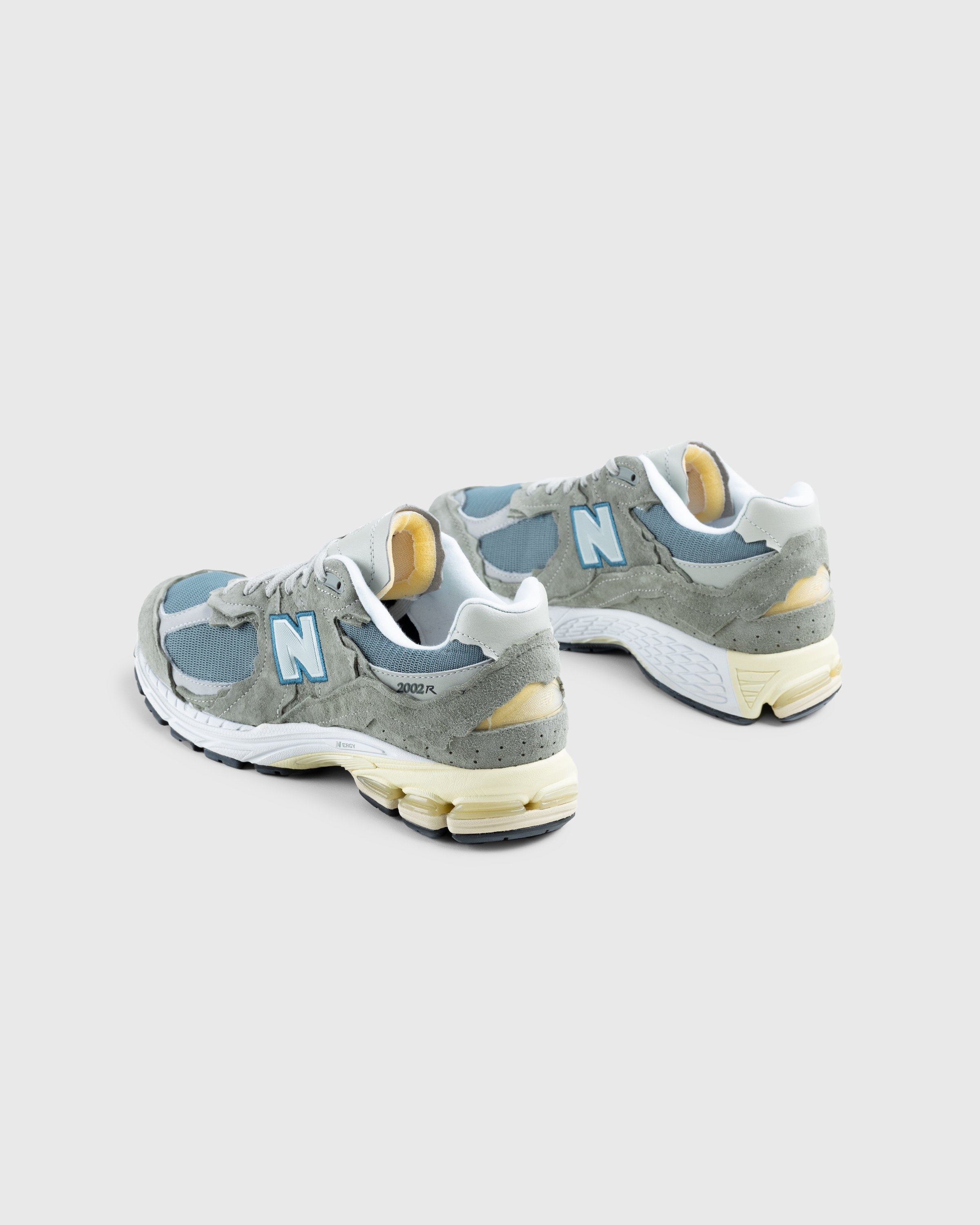 New Balance – M2002RDD Mirage Grey - Sneakers - Grey - Image 4
