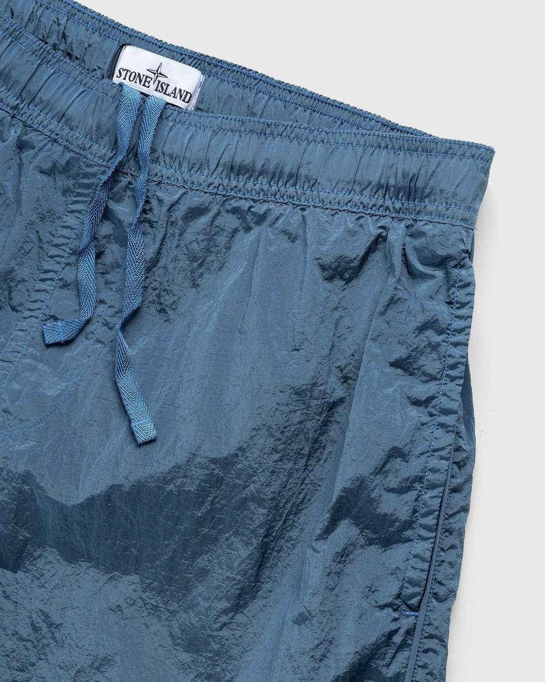 Stone Island – B0243 Nylon Metal Swim Shorts Mid Blue - Shorts - Blue - Image 4