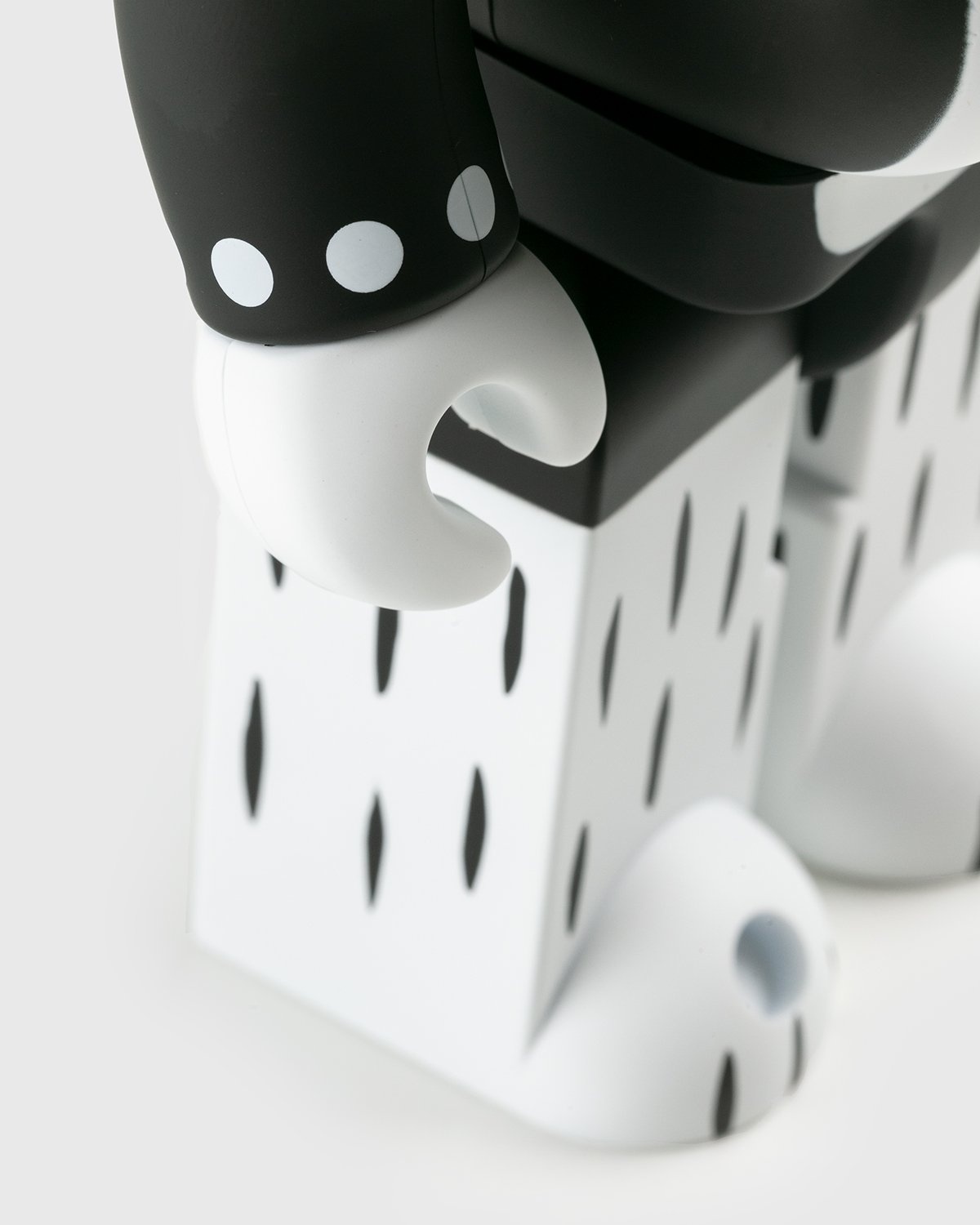 Medicom – Be@rbrick Matthew 100% and 400% Set Multi - Art & Collectibles - Multi - Image 5