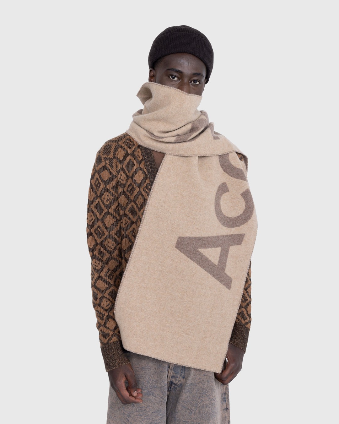 Acne Studios – Logo Jacquard Scarf Camel Brown - Scarves - Brown - Image 4