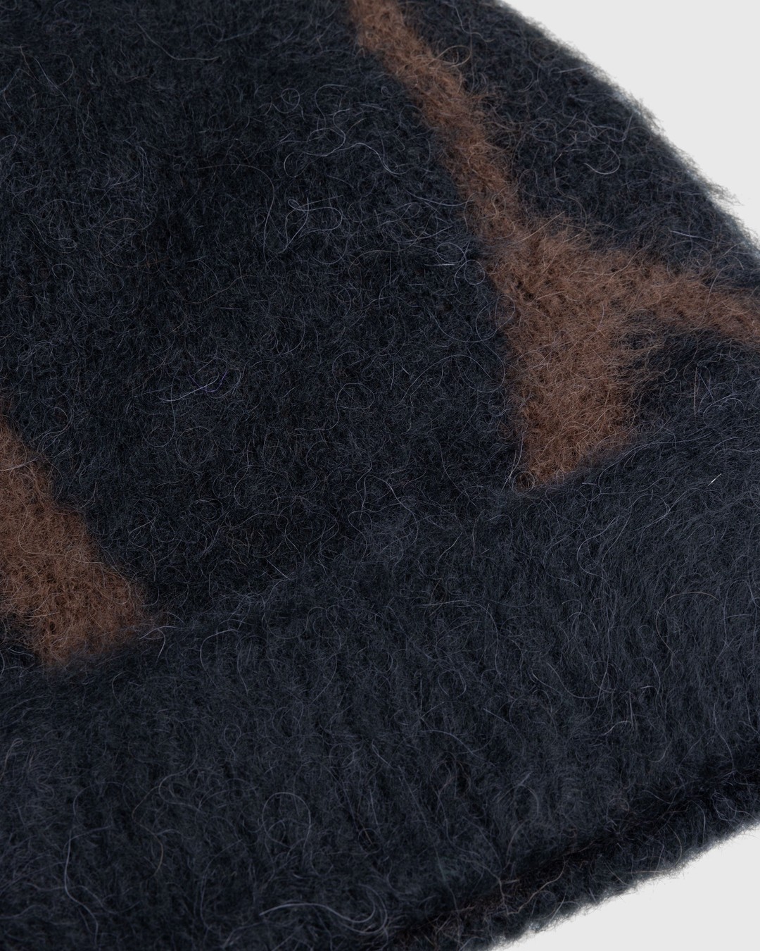 _J.L-A.L_ – Liquid Beanie Black - Hats - Black - Image 3