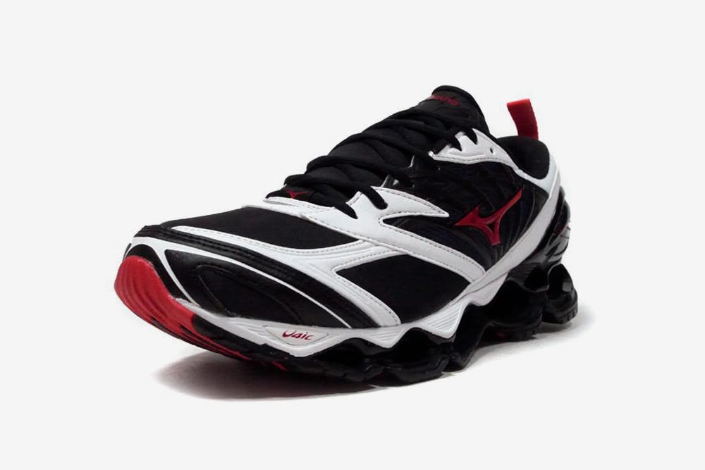 daily-sneaker-news-02-18-2021-02