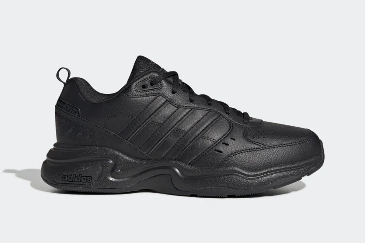 الزبادي اليوناني The adidas Strutter Looks Like Another Very Popular Dad Shoe الزبادي اليوناني الزبادي اليوناني The adidas Strutter Looks Like Another Very Popular Dad Shoe الزبادي اليوناني