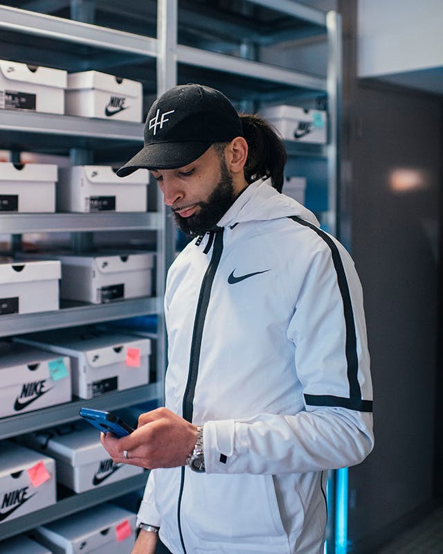 nike-air-max-270-paris-pop-up-04