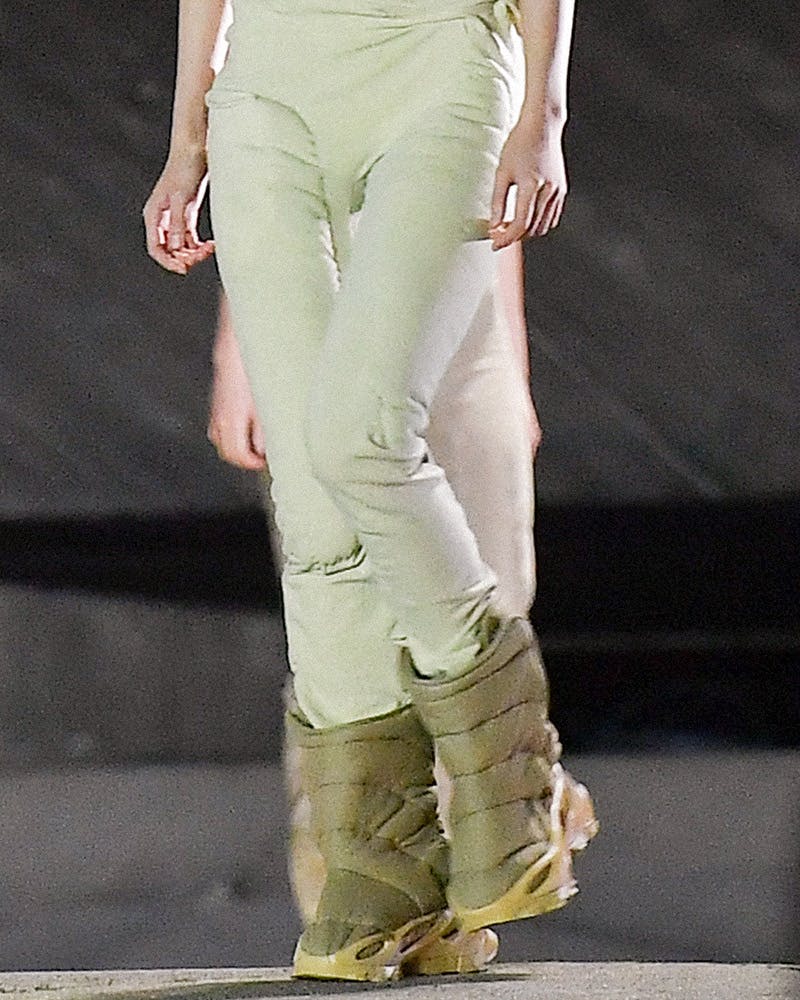 yeezy season 8 puffer boots