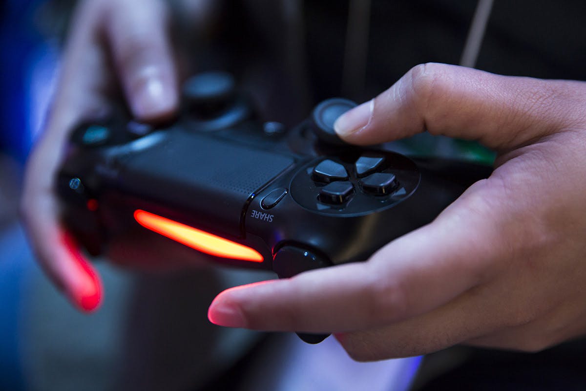 ps4 messaging hack crashing consoles playstation 4 sony