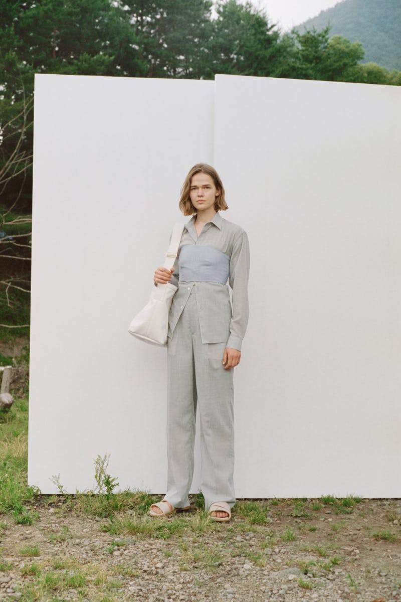 auralee-ss22-collection-new-balance-2002r (16)
