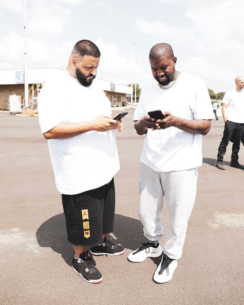 Formulering opbouwen concert Kanye West Gifts an Unreleased YEEZY Boost 700 to DJ Khaled