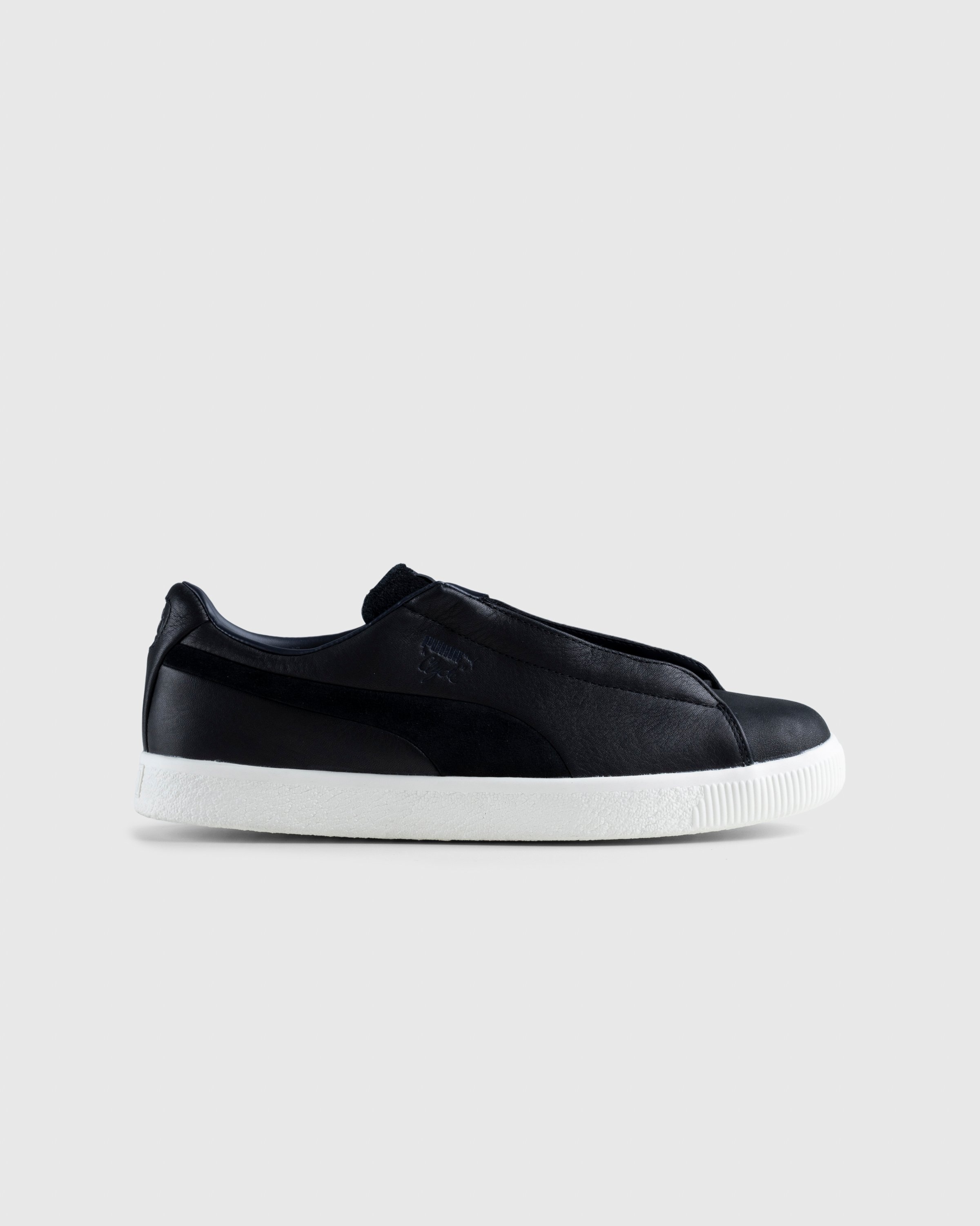 x – Clyde Black | Shop