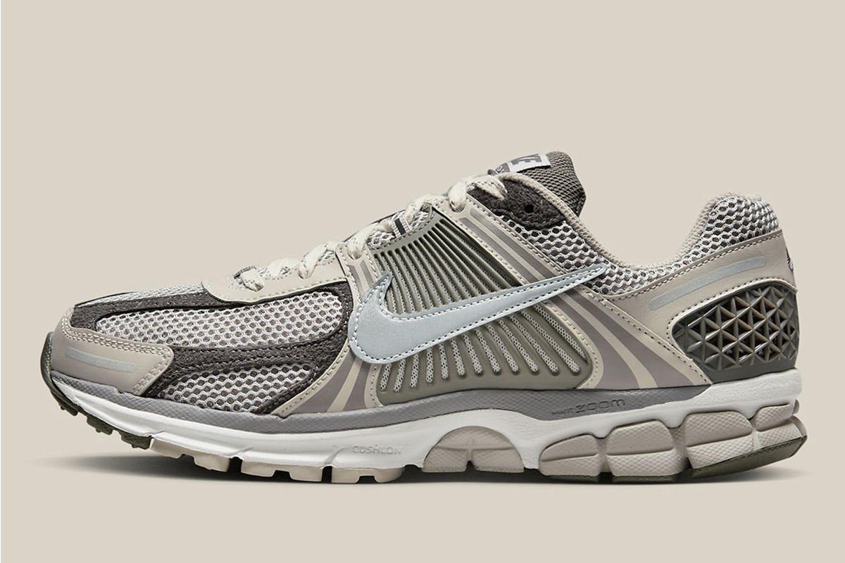 El cielo sostén política Is Nike's Zoom Vomero Doomed to the Dunk Low Treatment?