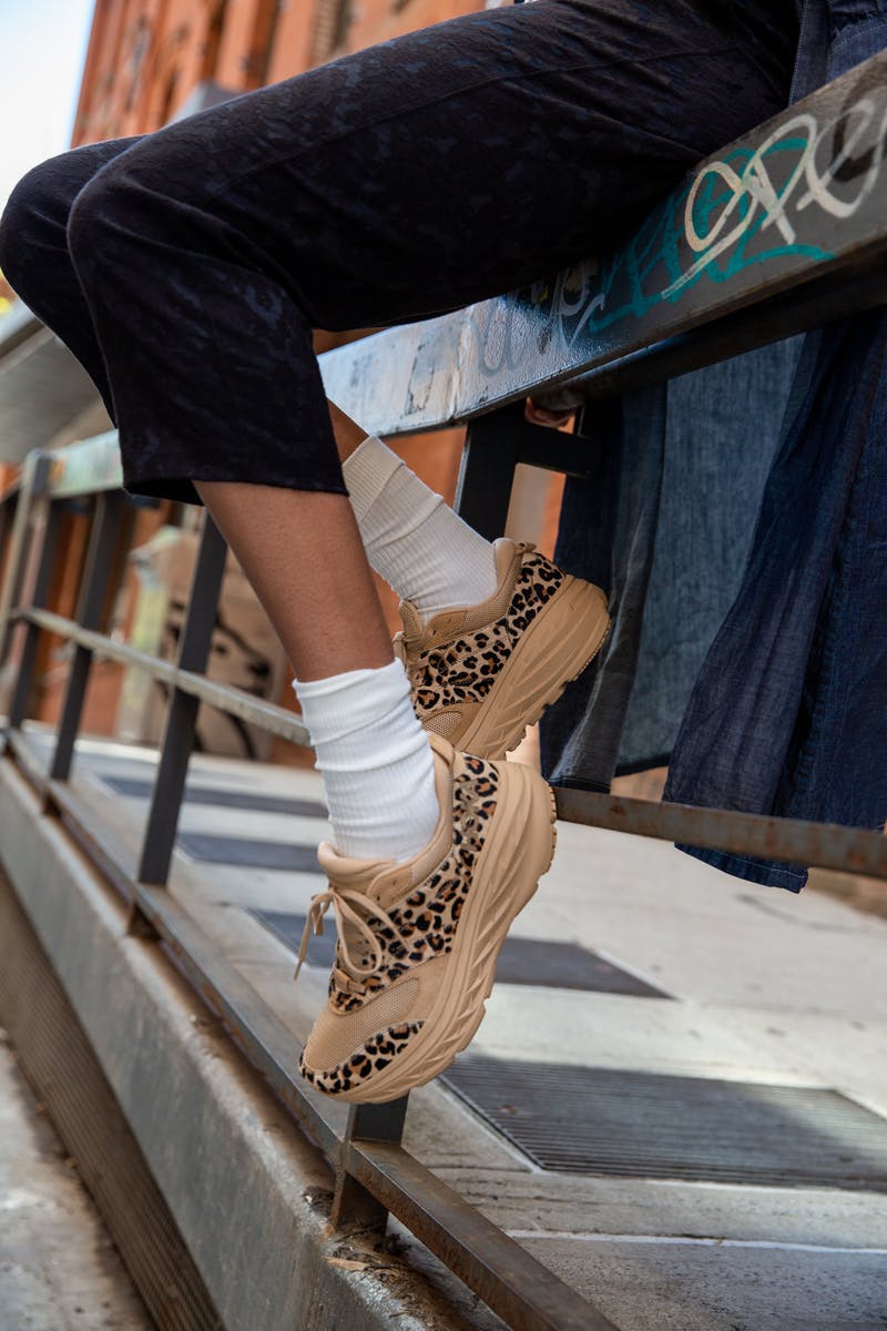 engineered-garments-hoka-one-one-bondi-l-release-date-price-lb-7