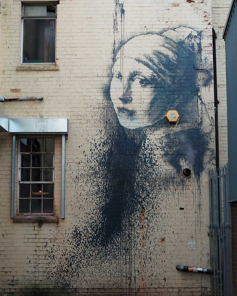 banksy-rizzoli-art-book-inside-stefano-antonelli--(4)
