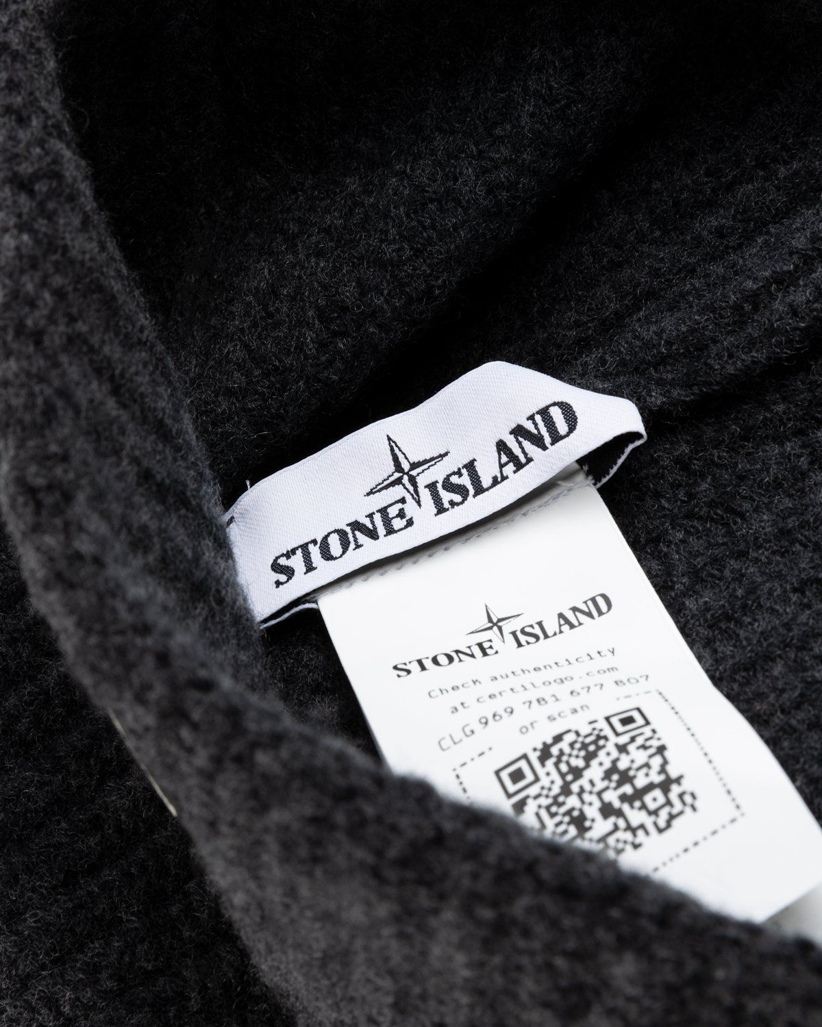 Stone Island – Beanie Grey - Hats - Grey - Image 4