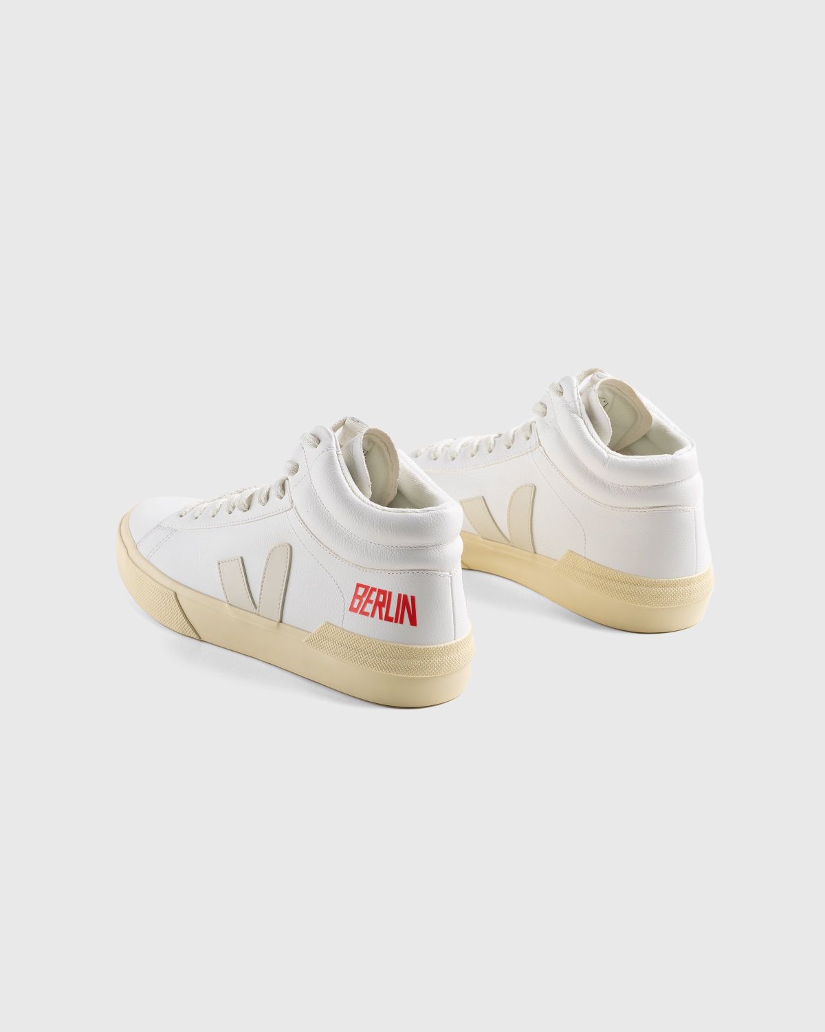 Veja sneakers high top hotsell