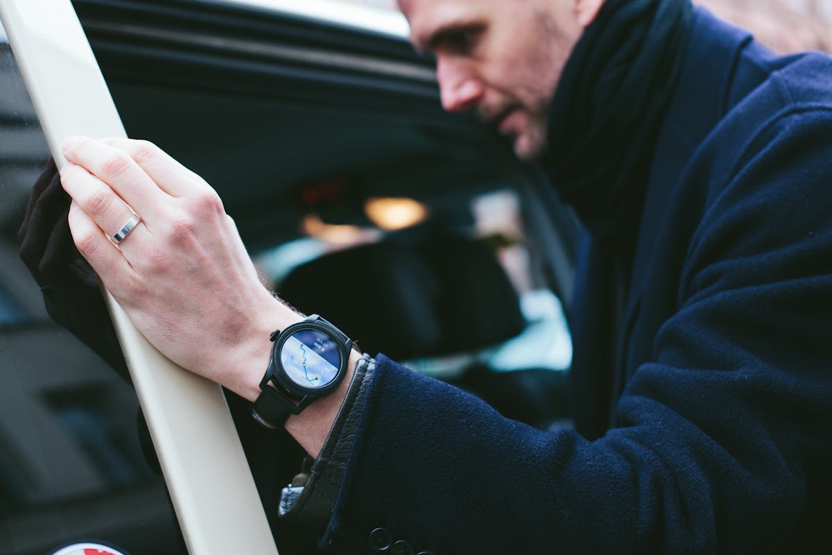 montblanc-summit-smartwatch-14