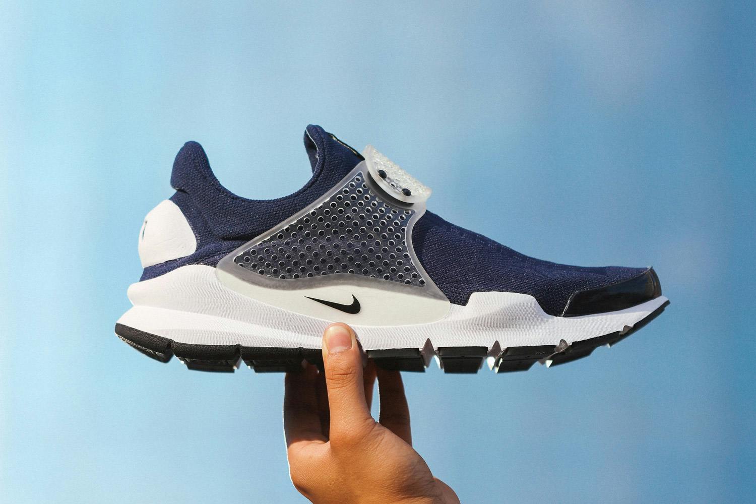 Sneaker-of-the-Week-3-Finishline-Highsnobiety-01