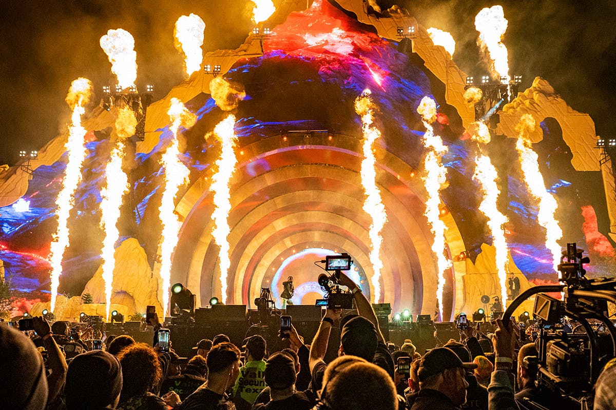 astroworld-is-our-generations-altamont-01