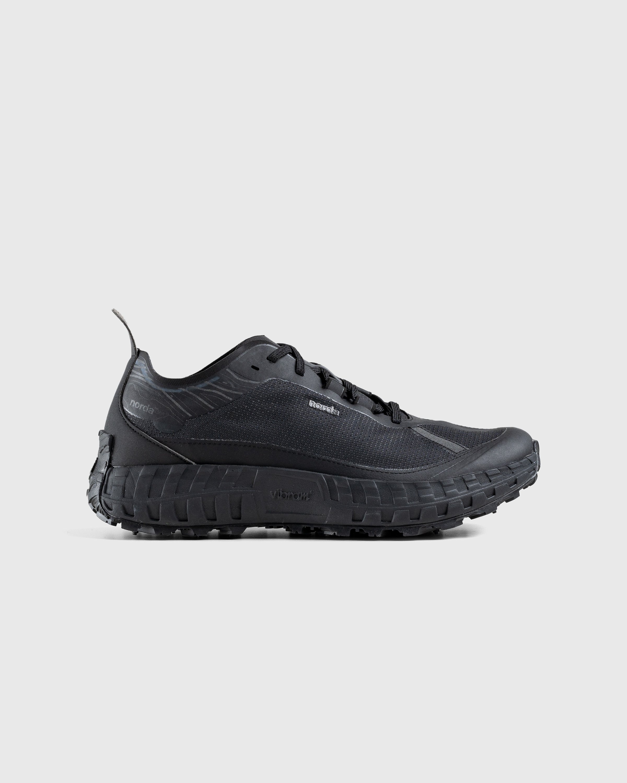 Stealth sneakers store