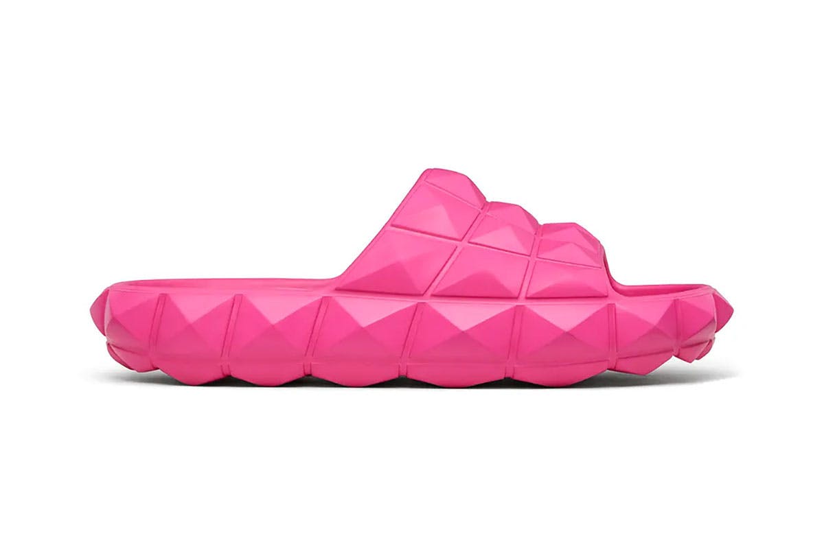 valentino-roman-stud-turtle-slide-06