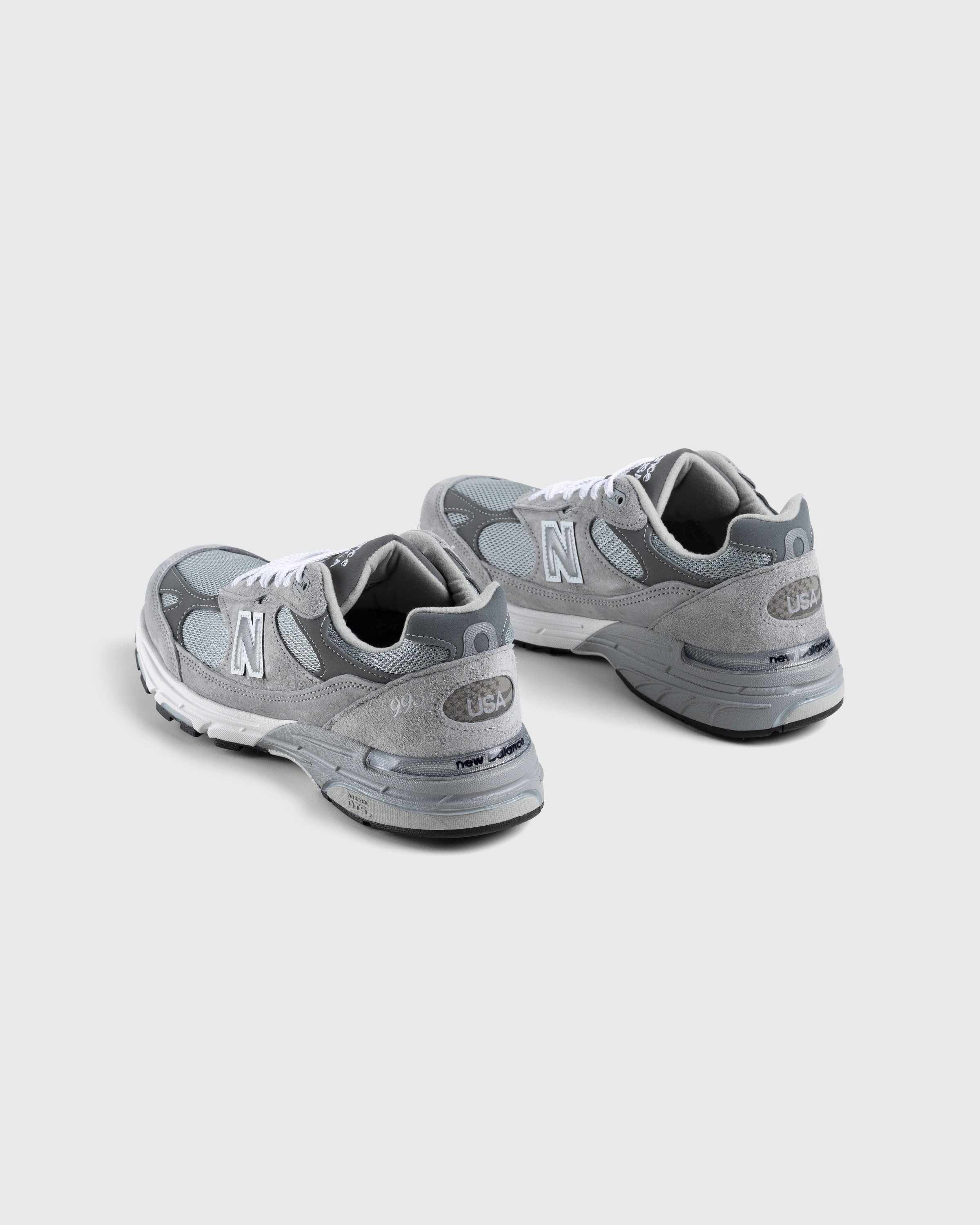 New Balance – MR993GL Grey - Low Top Sneakers - Grey - Image 4