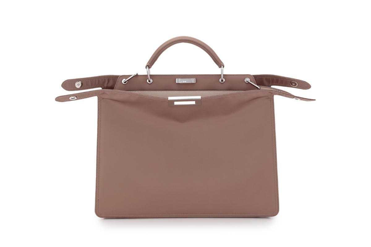 fendi-peekaboo-bag-ss22-collection-details (4)