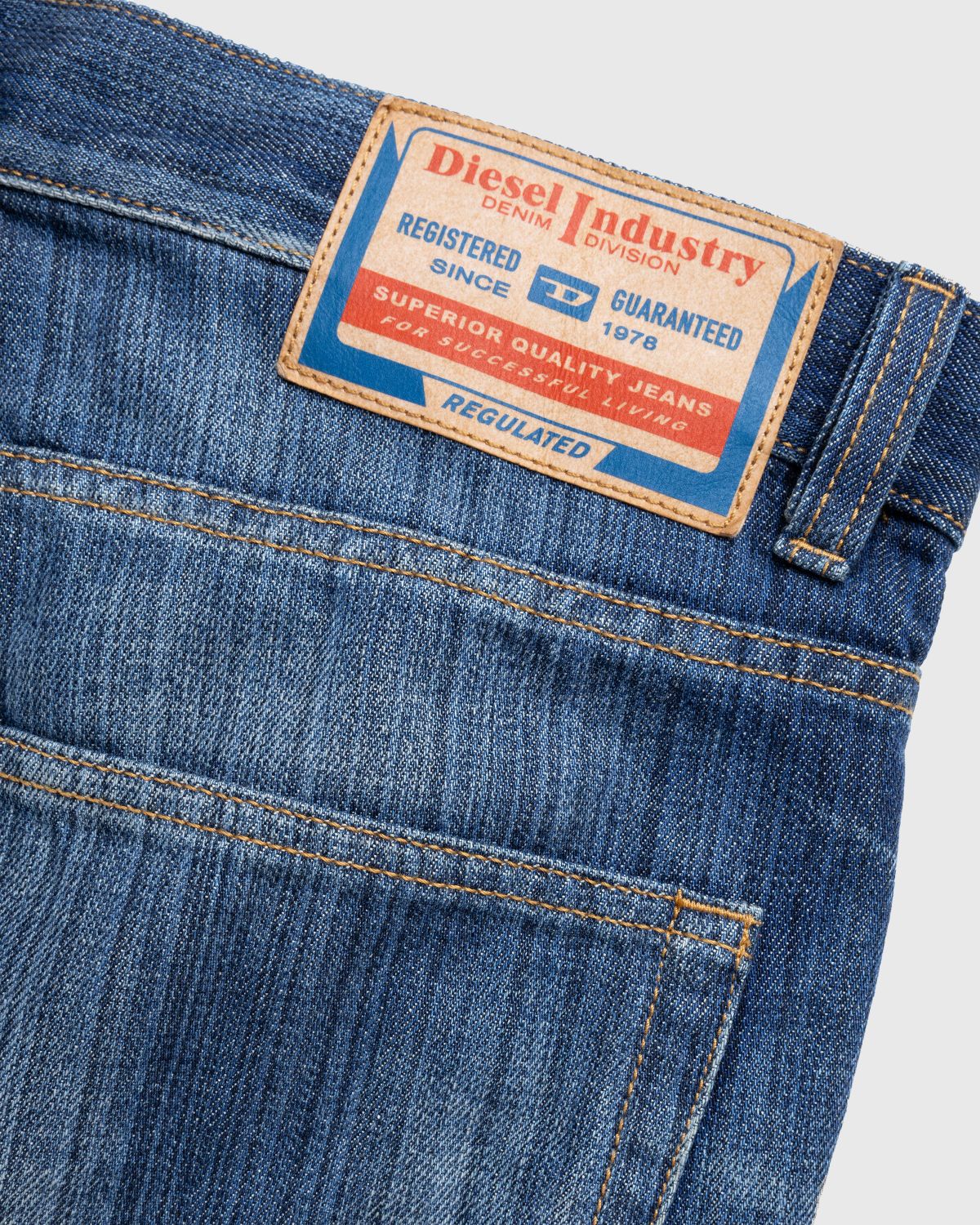 Diesel – 2010-D-Macs Straight Jeans Blue - Pants - Blue - Image 6