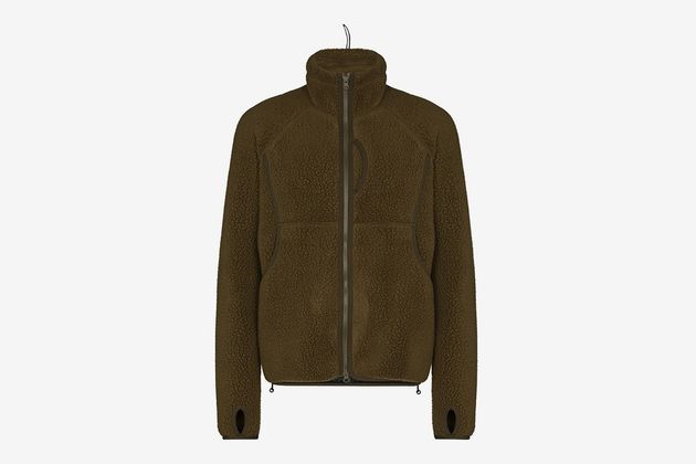 The Fleece Jacket Is the Fall MVP & Here's Why
