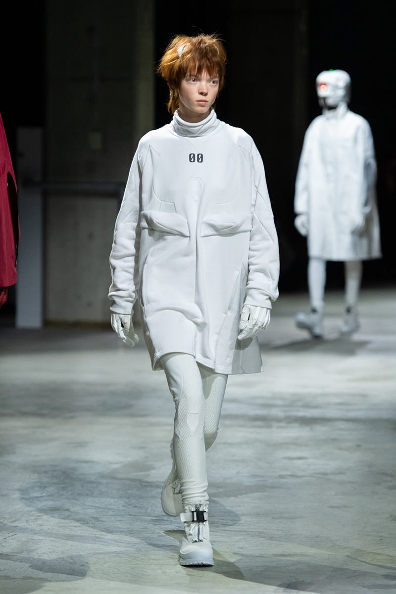 undercover-fw21-show-tokyo-fashion-week-06