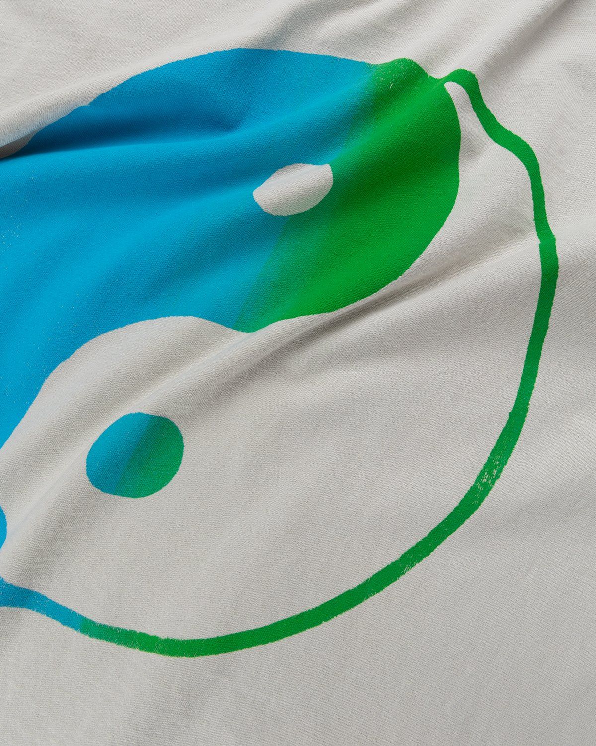 Polite Worldwide – Balance T-Shirt Green - T-shirts - Grey - Image 6