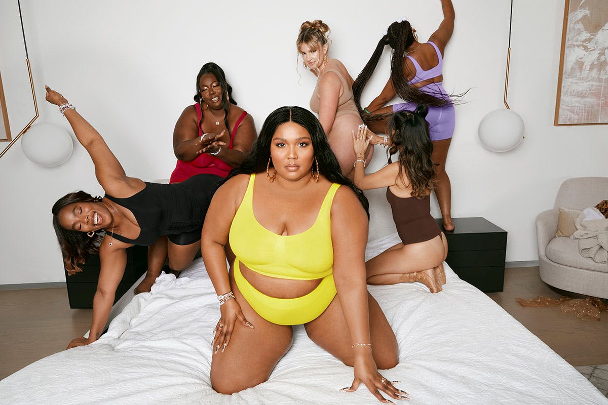 lizzo-yitty-shapewear-05