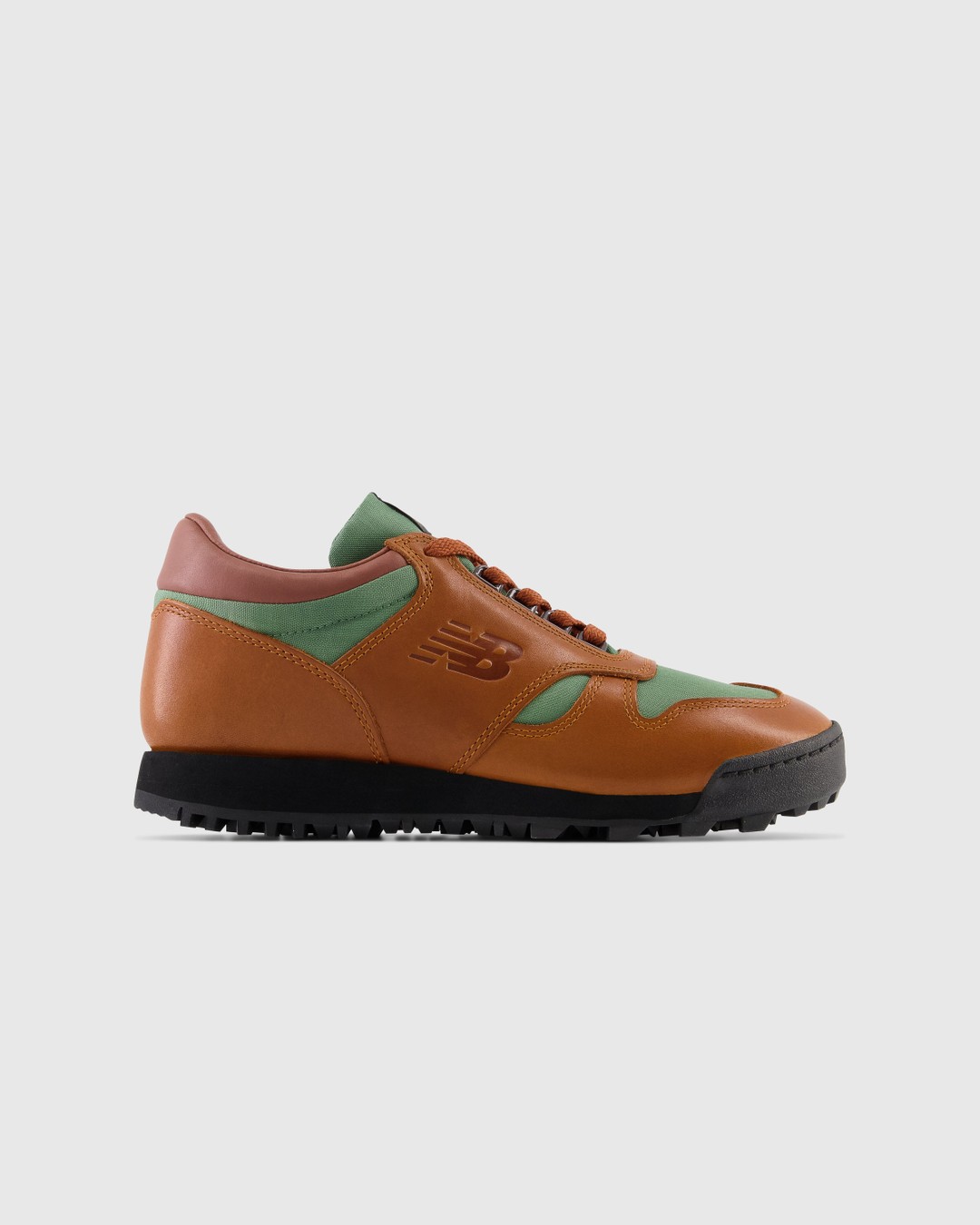 New Balance – UALGSBB Rainier Brown - Sneakers - Brown - Image 1