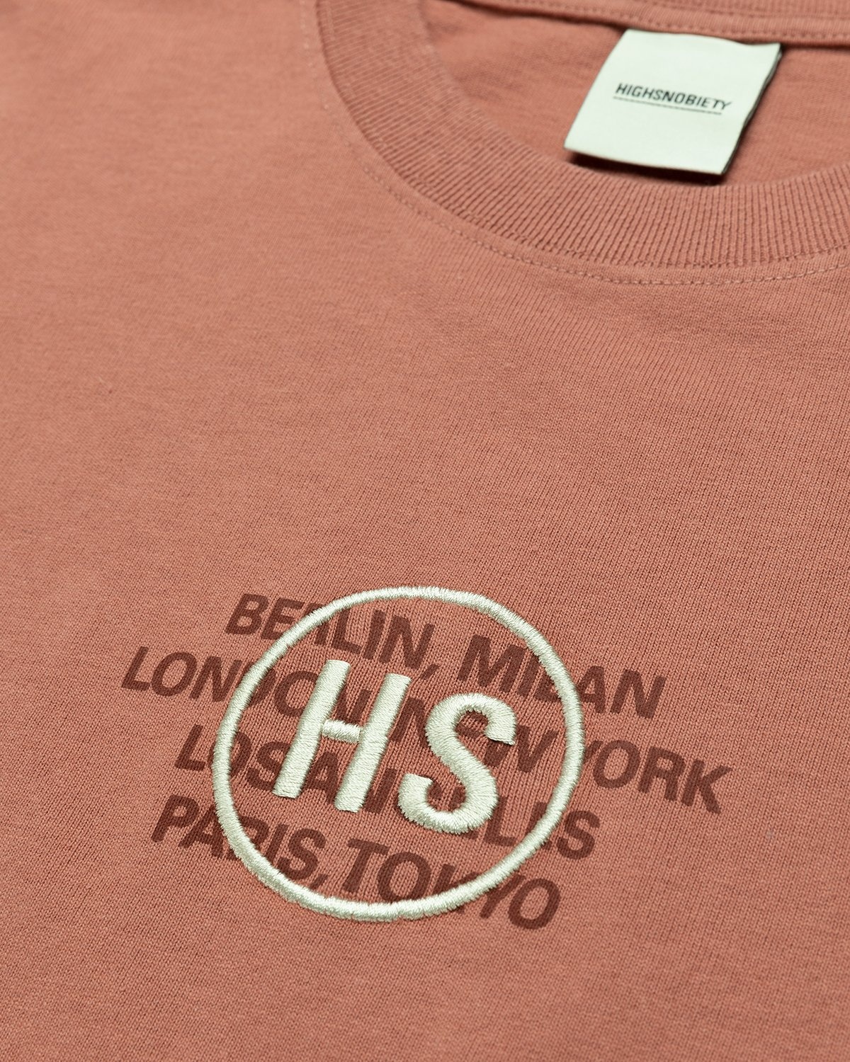 Highsnobiety – Logo T-Shirt Mauve - T-shirts - Pink - Image 3