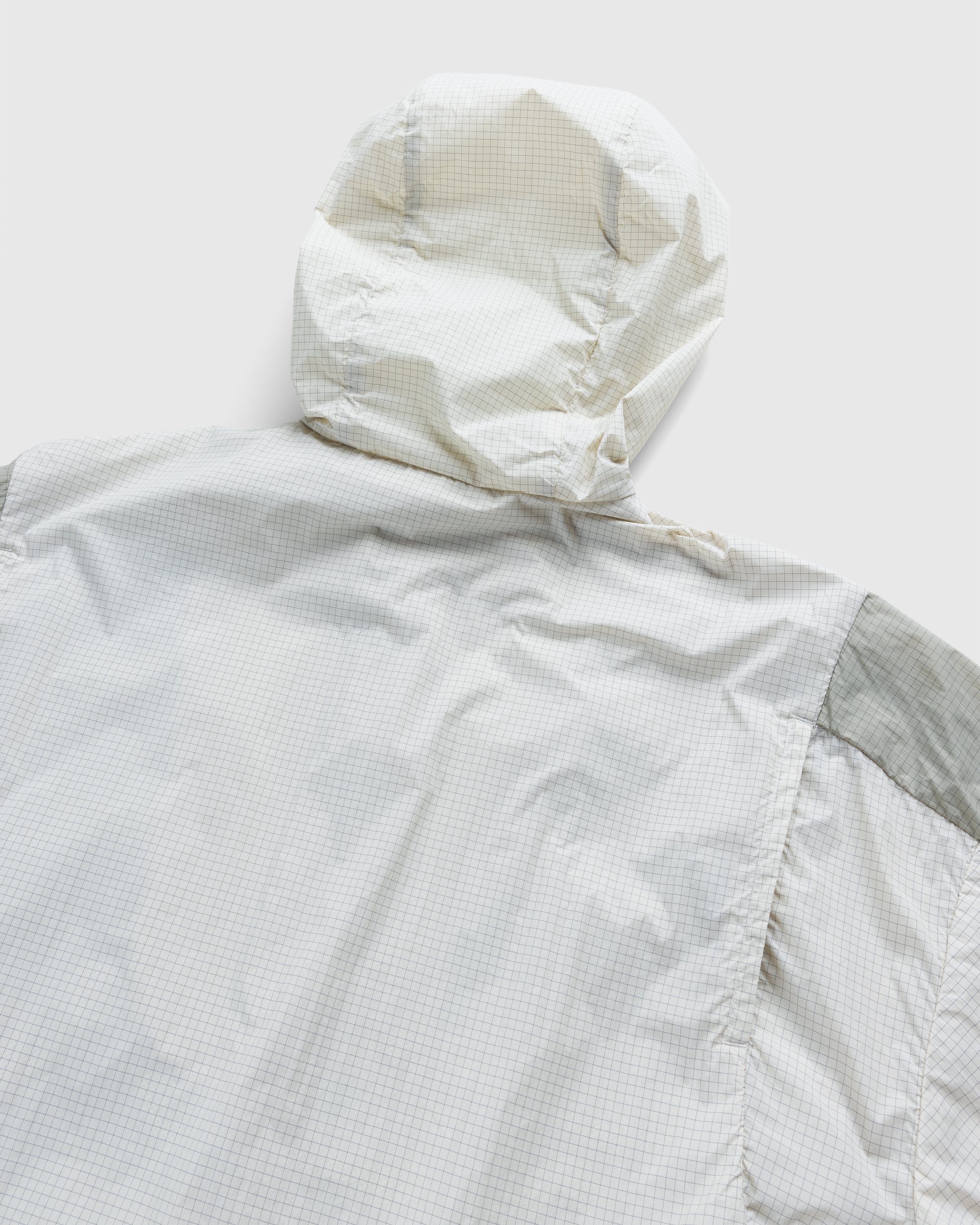 Adidas – U Voyager Light Windbreaker Aluminum/Feather Grey - Outerwear - Beige - Image 3