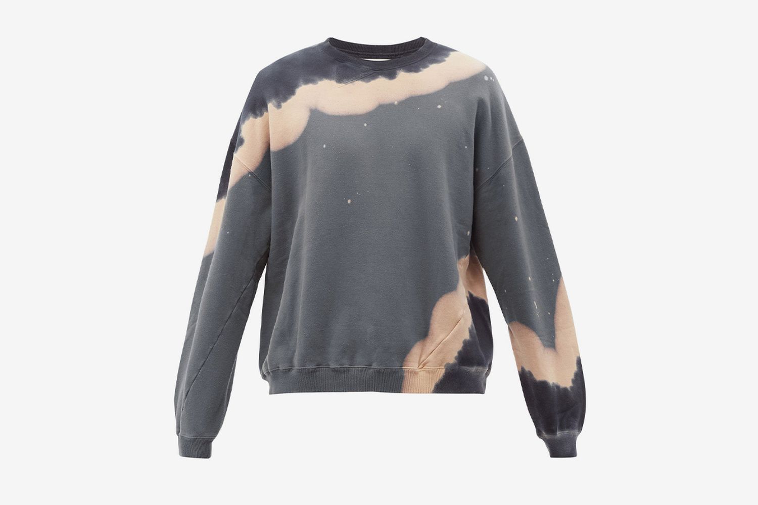 Here's the Best TieDye Clothing to Wear in Fall and Winter