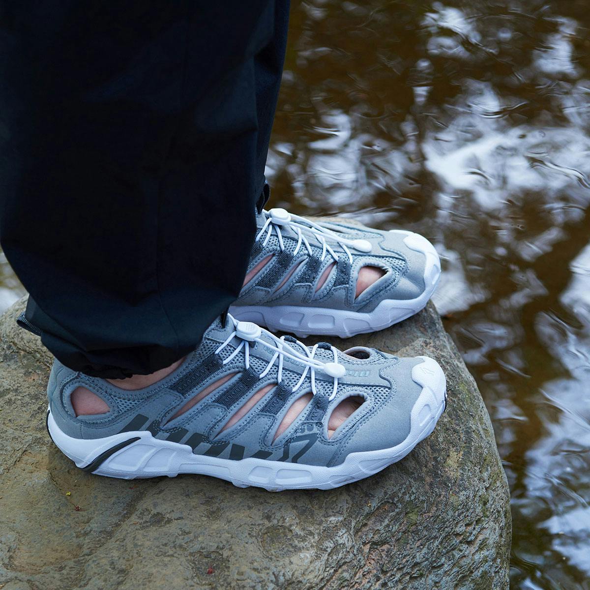 daily-sneaker-roundup-5-3-2021-2-02