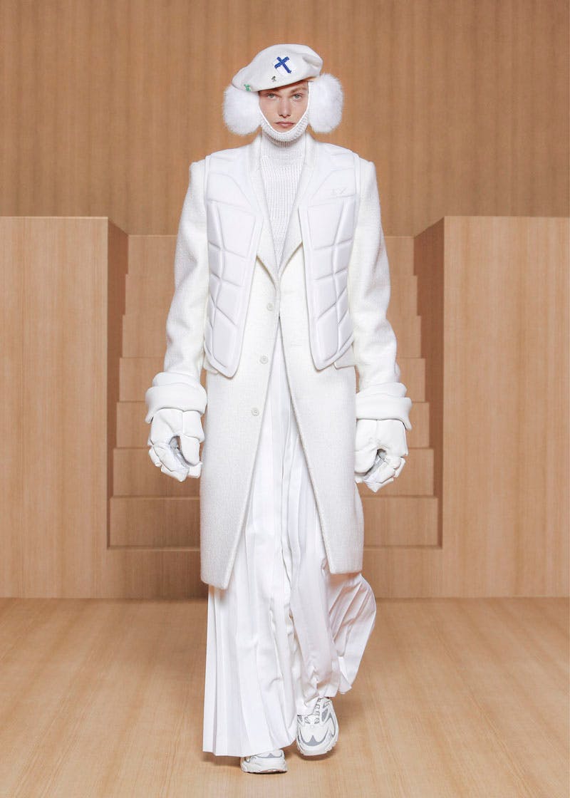 louis-vuitton-ss22-runway-looks-30
