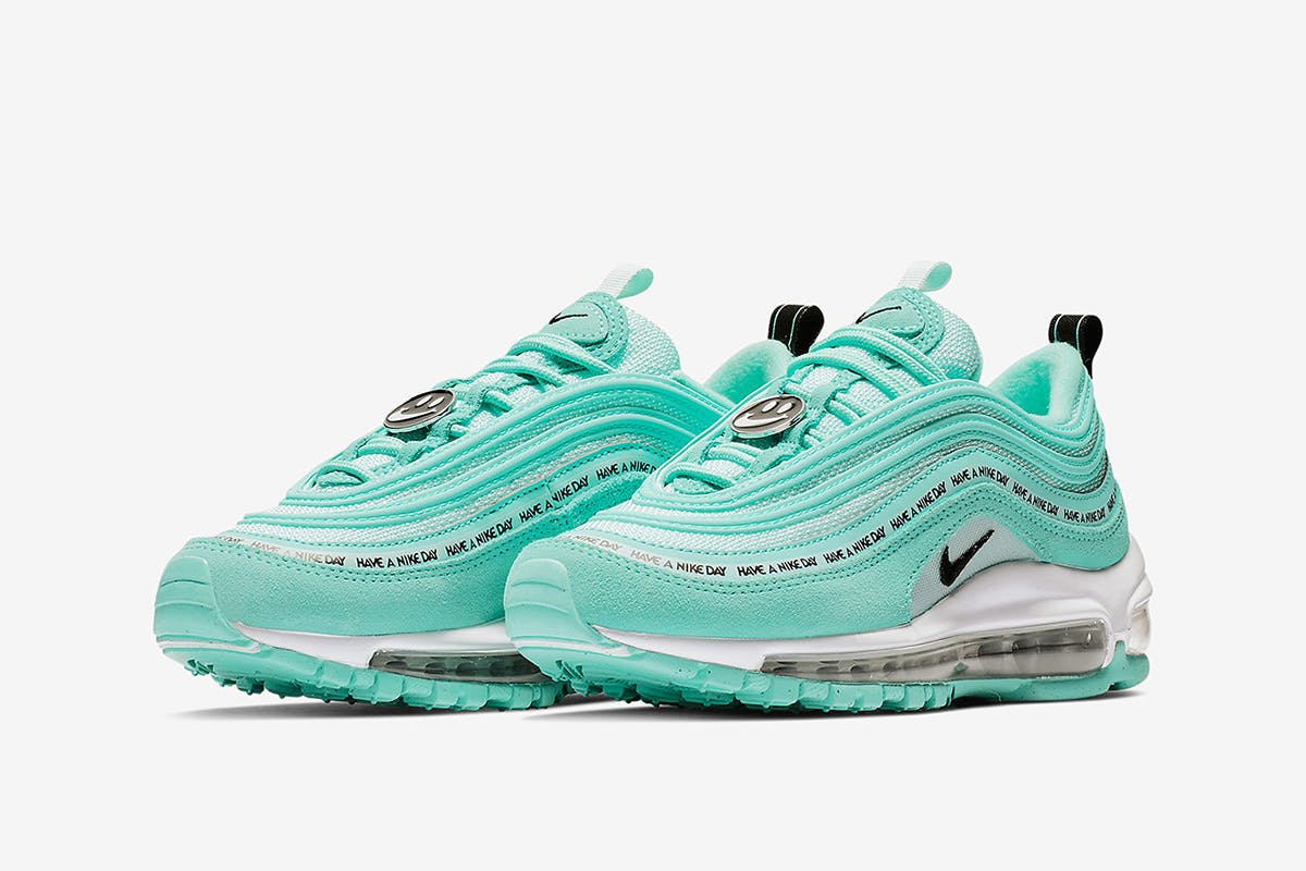 have a nike day footlocker