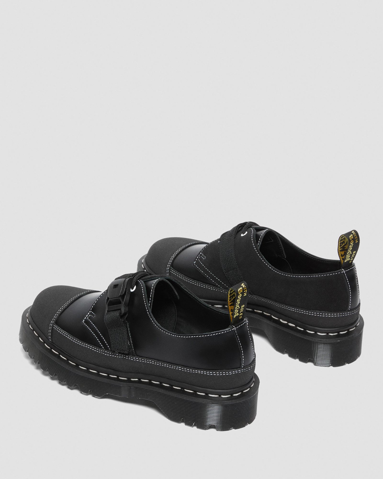 dr-martens-england-made-ss22-shoes-boots-mules (49)