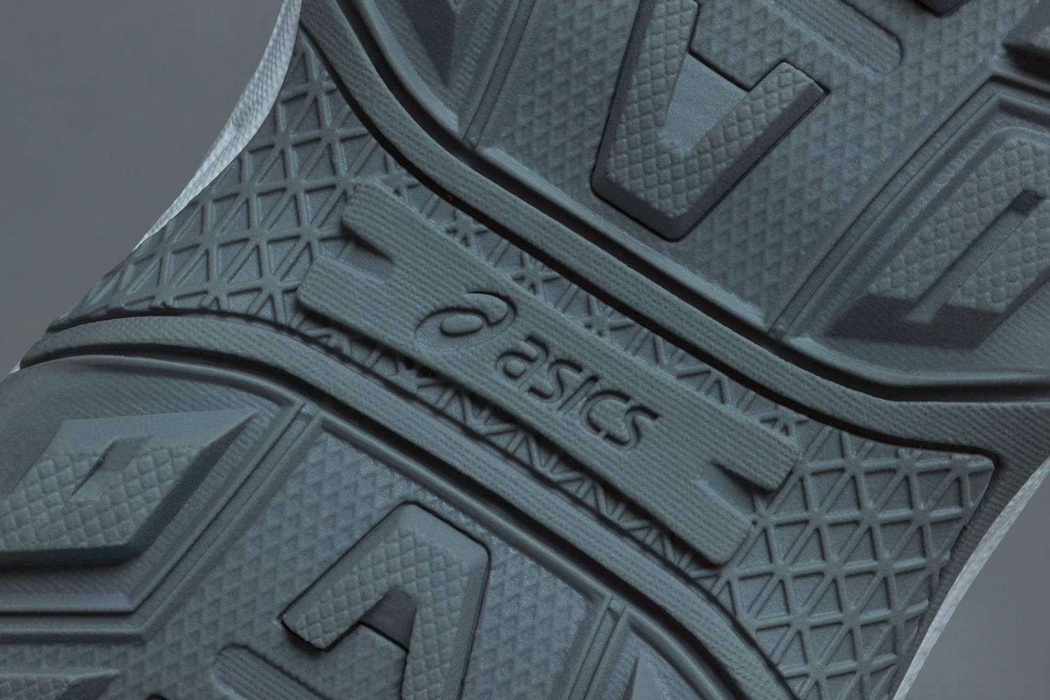 Asics_Harmony_02