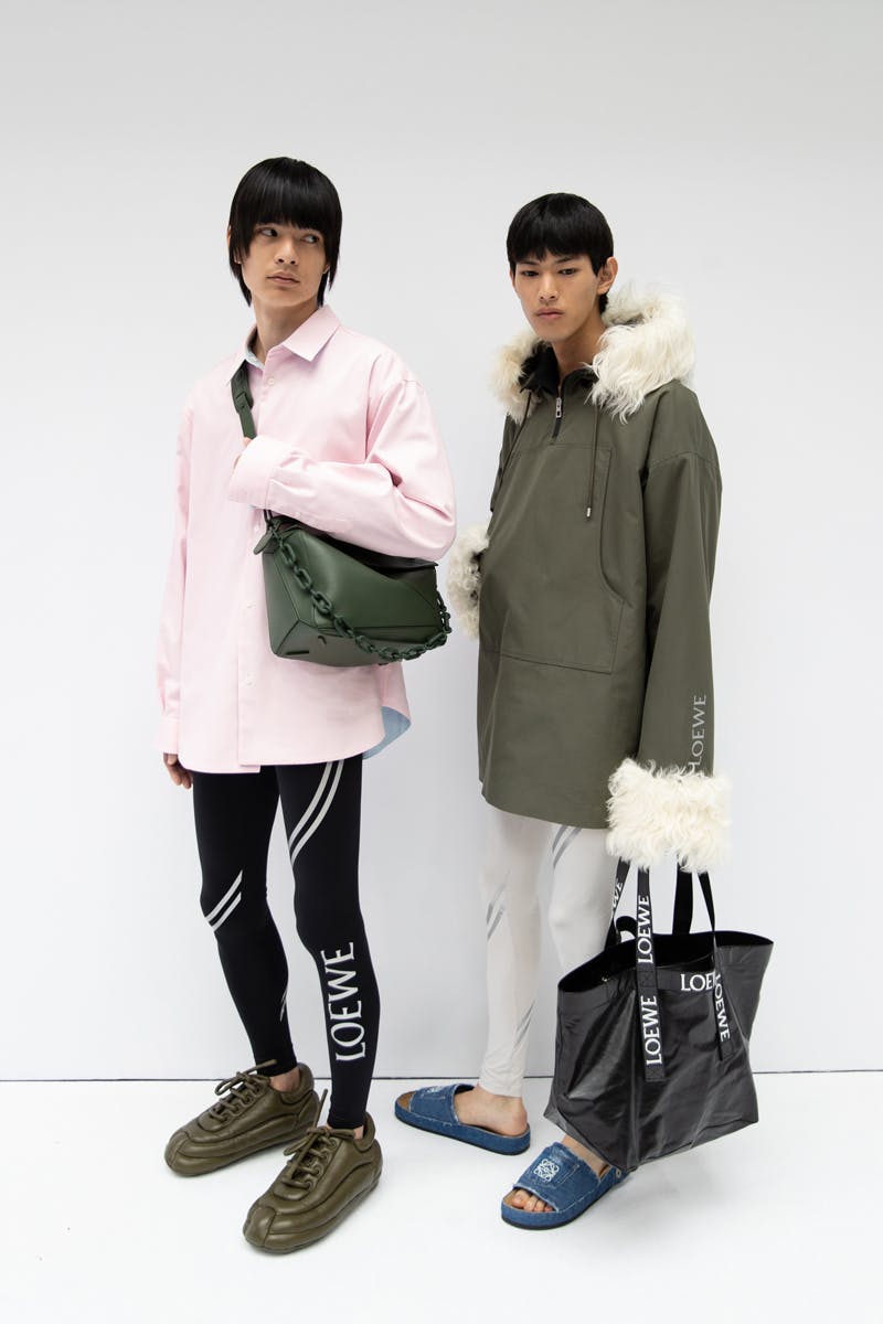 loewe-ss23-mens-runway-show-collection-17