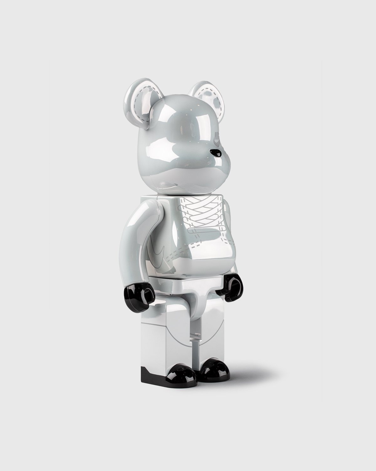 Medicom – Be@rbrick Nike SB 2020 1000% White | Highsnobiety Shop