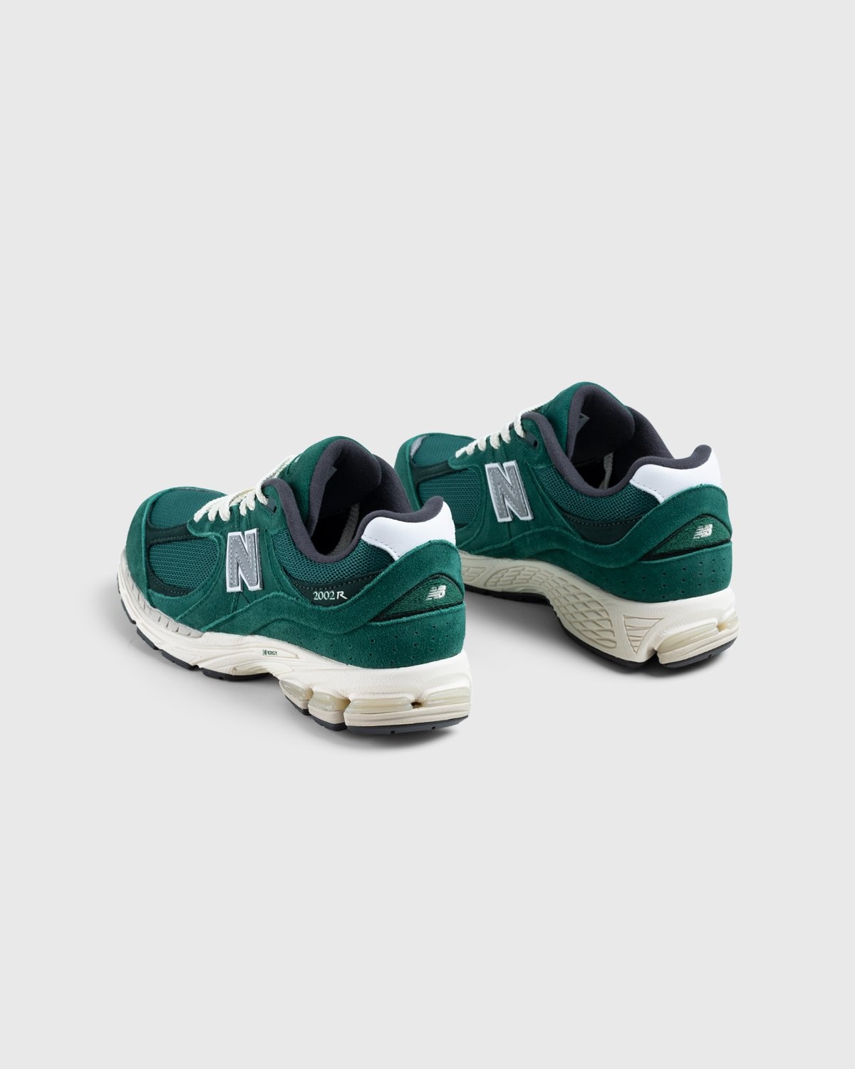 New Balance – M2002RHB Nightwatch Green/Black Emerald - Low Top Sneakers - Green - Image 4