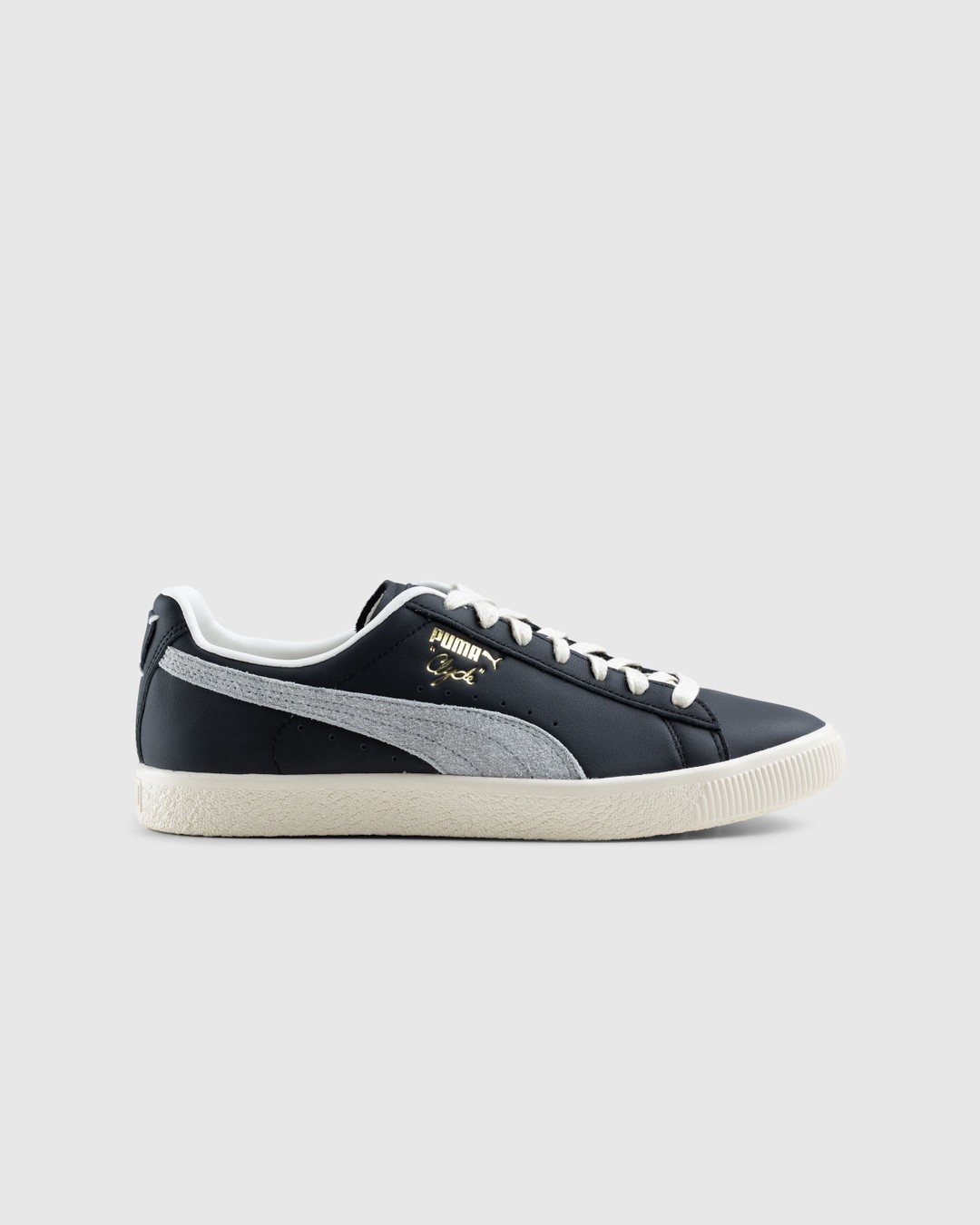 Puma clyde hotsell