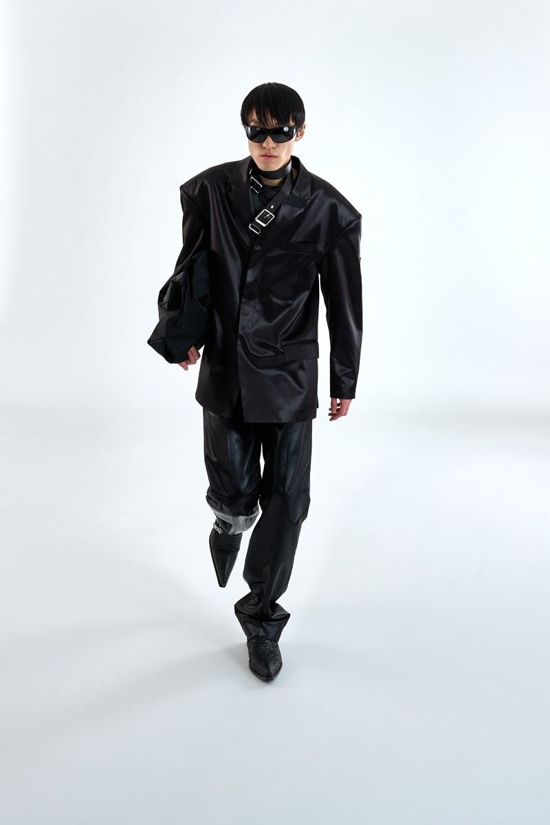 032c-ss23-collection-lookbook-37