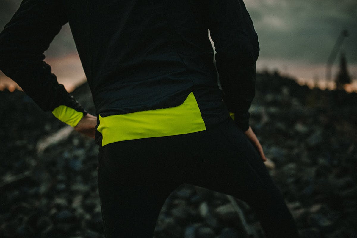 r5-gore-tex-infinium-running-jacket-07
