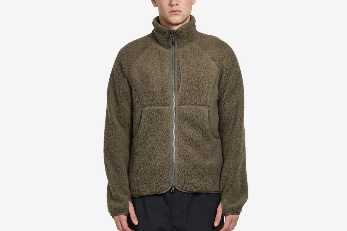 Fall Clothing Colors to Buy in 2021: Earth Tones